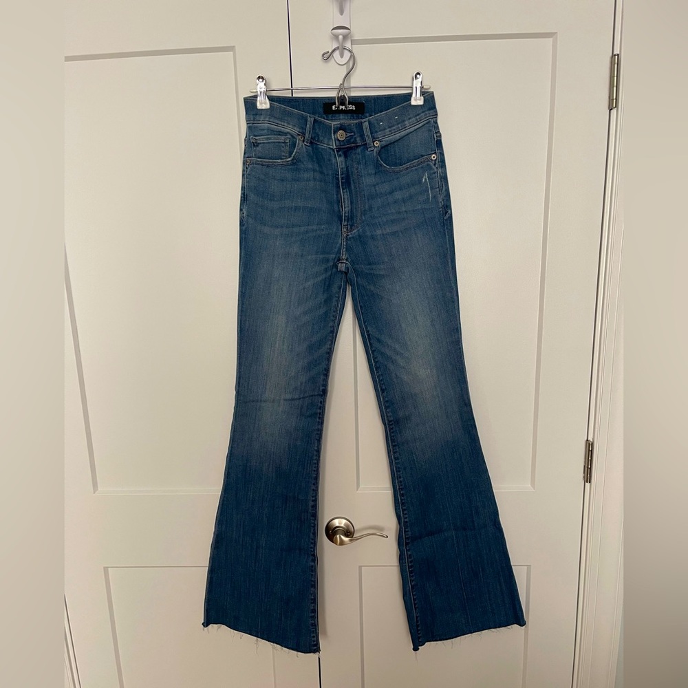 NWOT Express high waisted flare jeans 4LONG